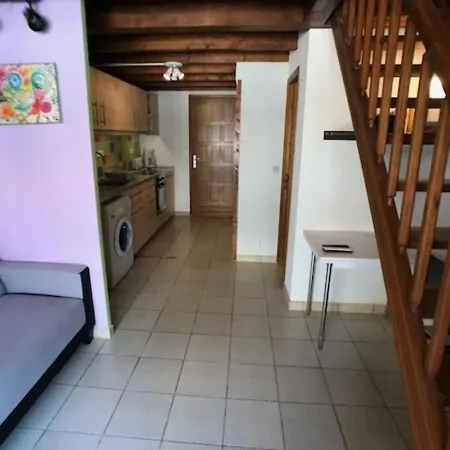 Charmante T3 Avec Terrasse, Parking Et Proximite - Ideale Familles, 5 Couchages - Fr-1-81-472 *